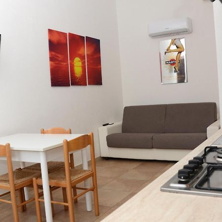 Appartamenti Fronte Mare Siniscola Bagian luar foto